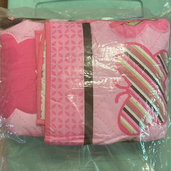 Pink and Green Butterfly Crib Bedding Set - Picture 2 of 3